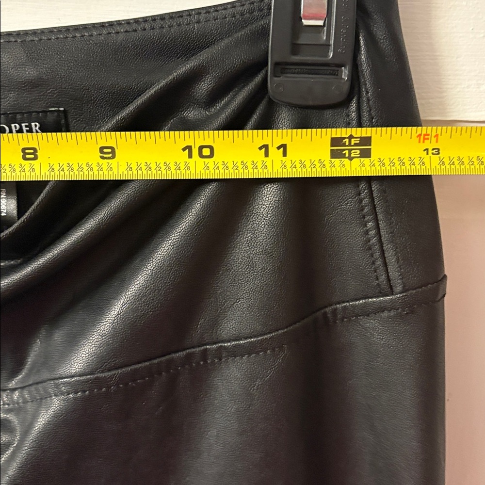 Boston Proper Black‎ Leatherette Pants XS - Picture 9 of 14
